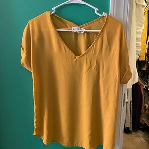 Mustard top